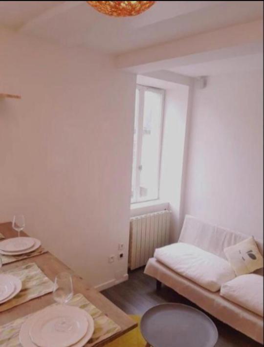 Charmant Logement A Vierzon Centre Kültér fotó